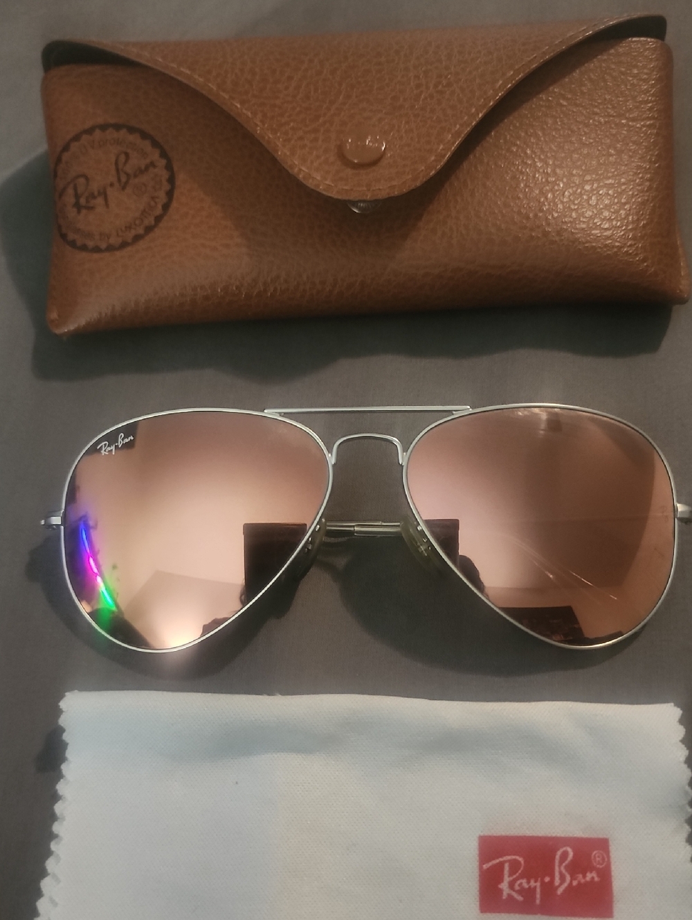 Ray-Ban Aviator Sunglasses in Silver Frame with Rose Gold Lenses - Picture 2 of 4